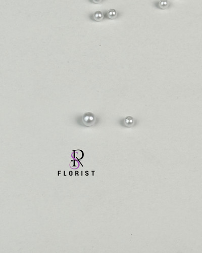 مروارید سفید و کرم ریز